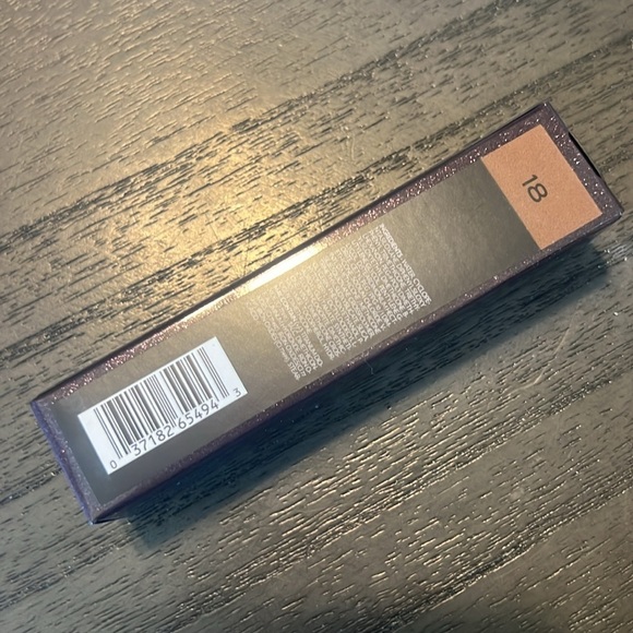 Surratt Surreal Skin Foundation Wand Shade 18 REFILL | Deep Chocolate / Neutral - Picture 7 of 10